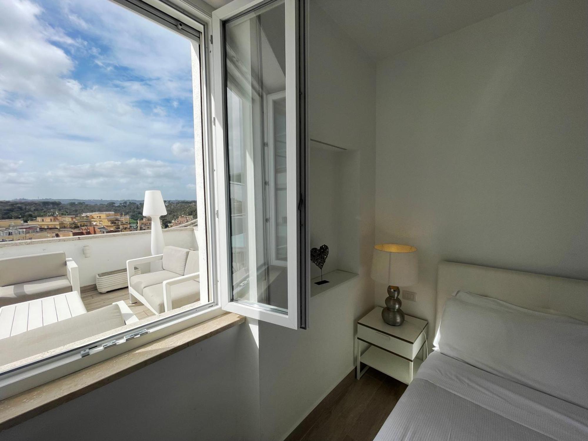 Penthouse With View Of Appartamento *