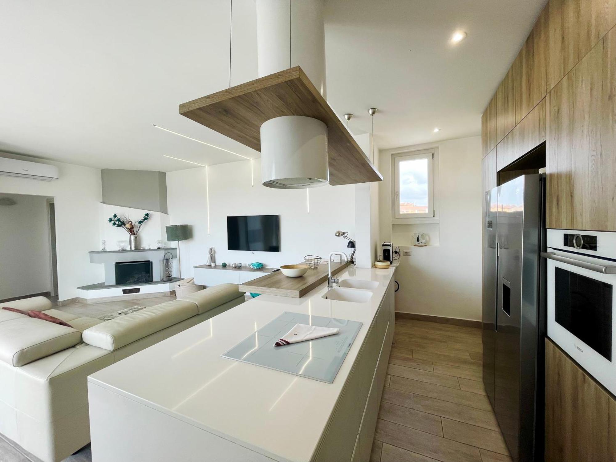 Penthouse With View Of Roma